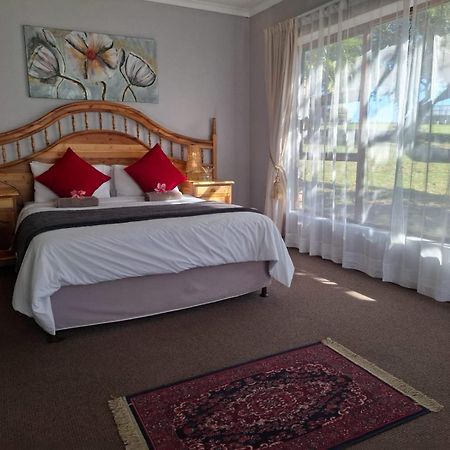 Eagles Nest Villa Sedgefield Exterior photo